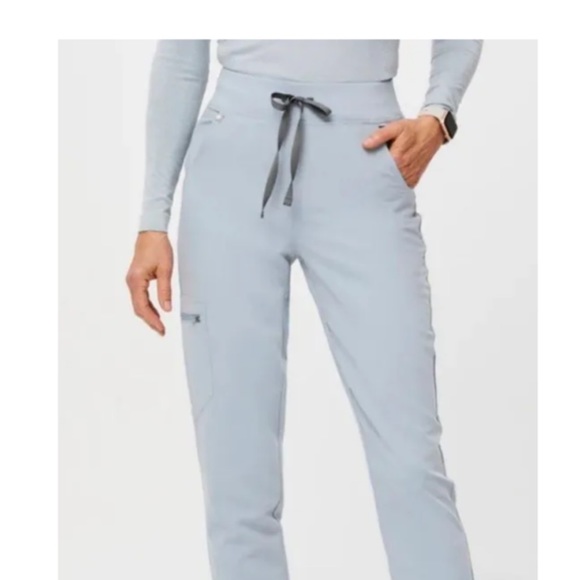 🤍 Figs High Waisted Yola Skinny Scrub Pants XXS Petite Dusty Blue - Picture 2 of 6